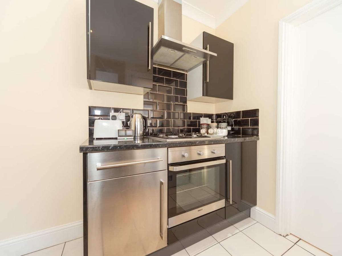 Bellaliving 2 Bedroom Apartment - Luton Λούτον Εξωτερικό φωτογραφία